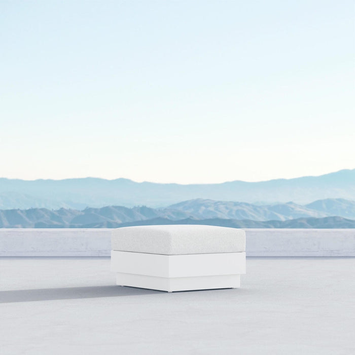 Porto | Ottoman White Ottoman Azzurro Living